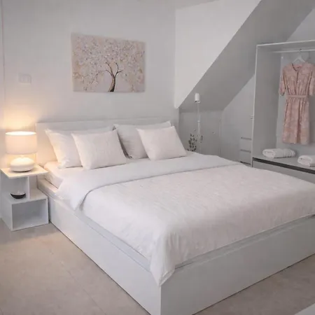 Apartma Pozzo Longo Pirano